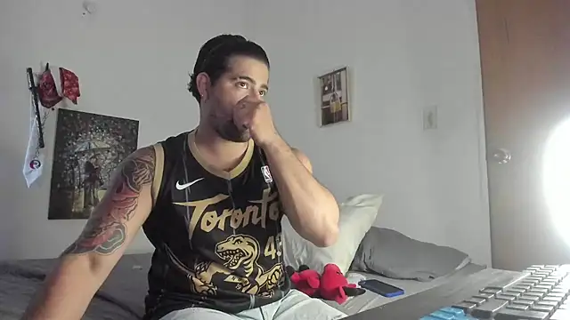 Snapshot of _Coddygold_ chatting on December 2024 11:40:01 AM  Coddygold  online show from December 2024 11:40:01 AM