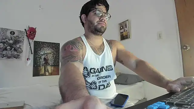 Snapshot of _Coddygold_ chatting on January 2025 12:41:02 PM  Coddygold  online show from January 2025 12:41:02 PM