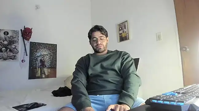 Snapshot of _Coddygold_ chatting on January 2025 11:01:02 PM  Coddygold  online show from January 2025 11:01:02 PM