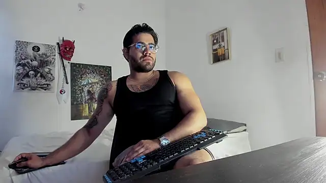 Snapshot of _Coddygold_ chatting on January 2025 11:37:01 AM  Coddygold  online show from January 2025 11:37:01 AM