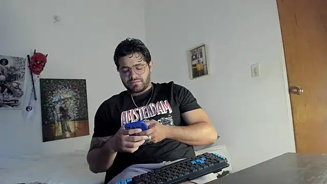 Snapshot of _Coddygold_ chatting on January 2025 11:43:02 AM  Coddygold  online show from January 2025 11:43:02 AM