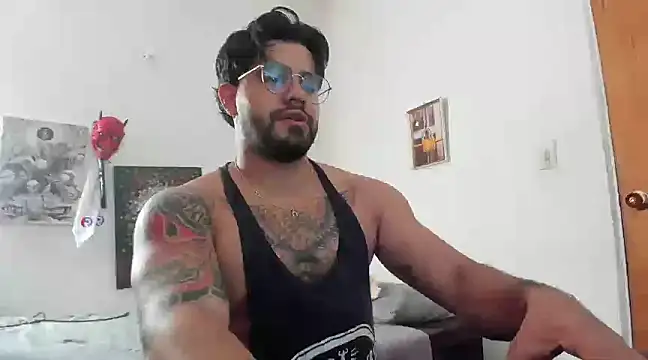 Snapshot of _Coddygold_ chatting on January 2025 08:25:02 PM  Coddygold  online show from January 2025 08:25:02 PM