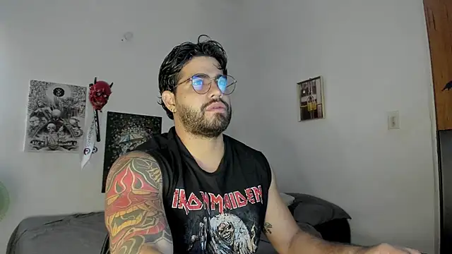 Snapshot of _Coddygold_ chatting on January 2025 11:46:01 AM  Coddygold  online show from January 2025 11:46:01 AM