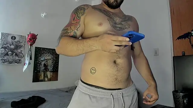 Snapshot of _Coddygold_ chatting on January 2025 02:48:01 PM  Coddygold  online show from January 2025 02:48:01 PM