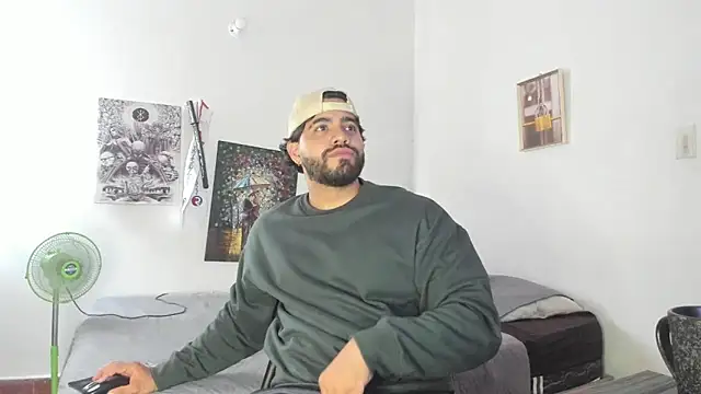 Snapshot of _Coddygold_ chatting on January 2025 02:47:02 PM  Coddygold  online show from January 2025 02:47:02 PM