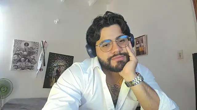 Snapshot of _Coddygold_ chatting on February 2025 02:45:01 PM  Coddygold  online show from February 2025 02:45:01 PM