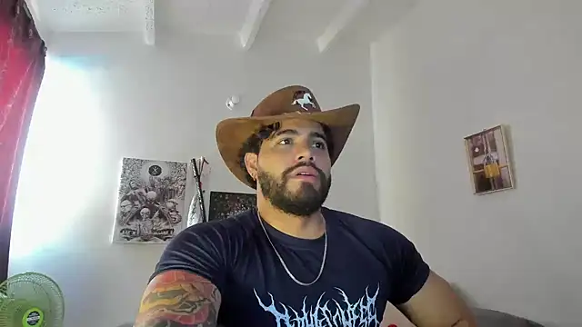 Snapshot of _Coddygold_ chatting on February 2025 02:53:02 PM  Coddygold  online show from February 2025 02:53:02 PM