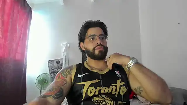 Snapshot of _Coddygold_ chatting on February 2025 03:20:01 PM  Coddygold  online show from February 2025 03:20:01 PM