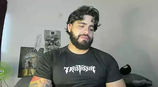 Snapshot of _Coddygold_ chatting on March 2025 11:09:02 PM  Coddygold  online show from March 2025 11:09:02 PM