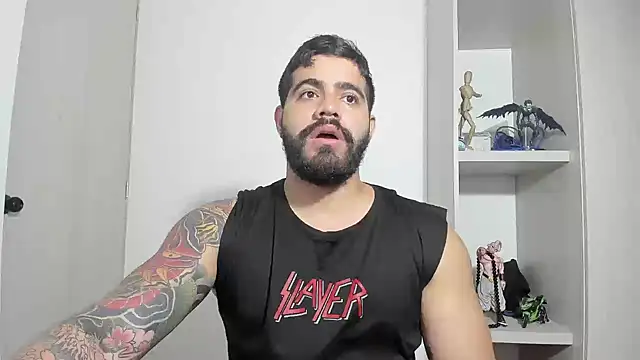 Snapshot of _Coddygold_ chatting on September 2025 01:00:01 PM  Coddygold  online show from September 2025 01:00:01 PM