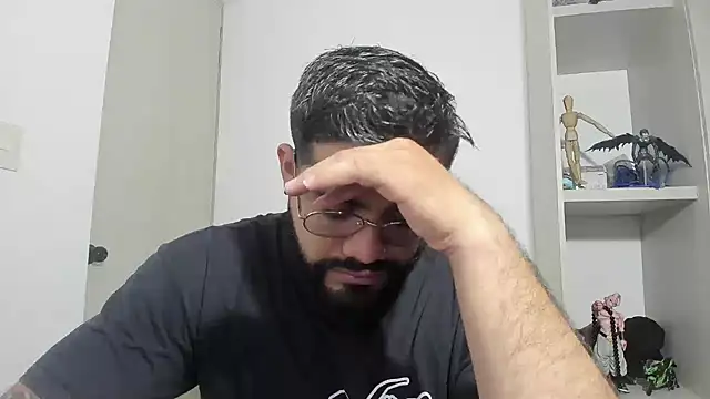 Snapshot of _Coddygold_ chatting on September 2025 11:45:02 AM  Coddygold  online show from September 2025 11:45:02 AM