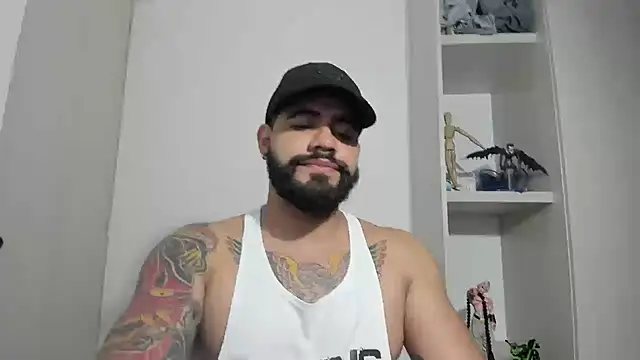 Snapshot of _Coddygold_ chatting on September 2025 12:44:02 AM  Coddygold  online show from September 2025 12:44:02 AM