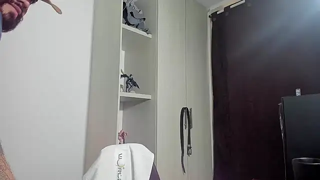 Snapshot of _Coddygold_ chatting on October 2025 01:32:02 PM  Coddygold  online show from October 2025 01:32:02 PM