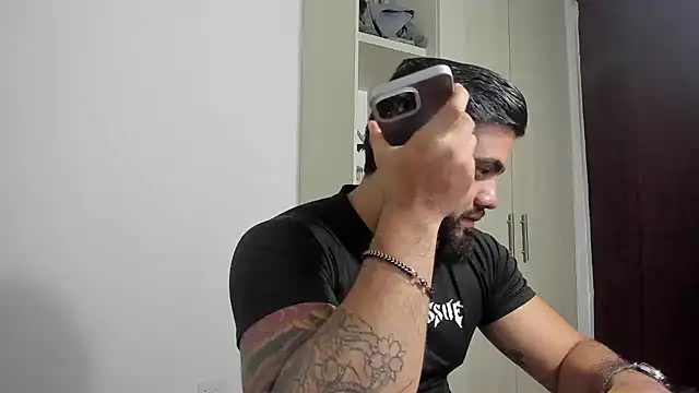 Snapshot of _Coddygold_ chatting on October 2025 12:09:01 PM  Coddygold  online show from October 2025 12:09:01 PM