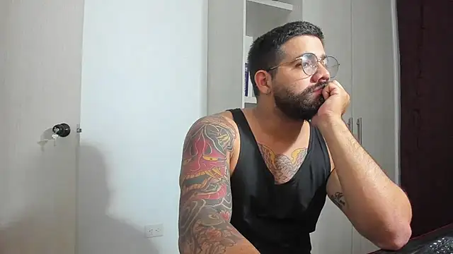 Snapshot of _Coddygold_ chatting on March 2026 01:54:01 AM Coddygold online show from March 2026 01:54:01 AM