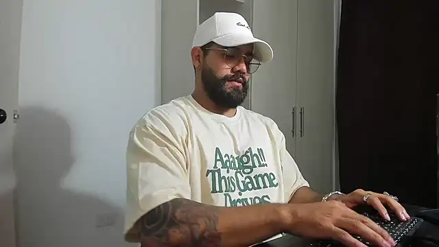 Snapshot of _Coddygold_ chatting on March 2026 11:55:02 PM Coddygold online show from March 2026 11:55:02 PM