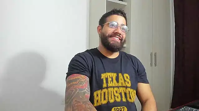 Snapshot of _Coddygold_ chatting on March 2026 11:24:02 AM Coddygold online show from March 2026 11:24:02 AM