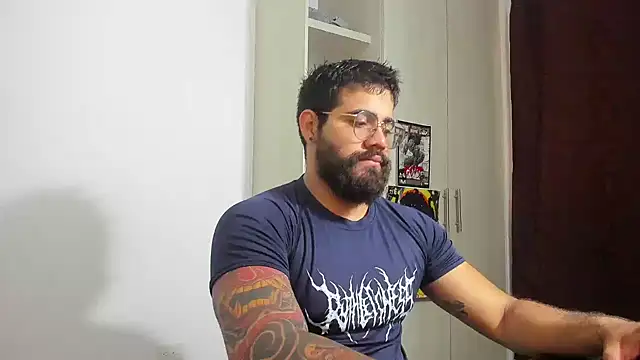 Snapshot of _Coddygold_ chatting on April 2026 12:25:01 PM Coddygold online show from April 2026 12:25:01 PM