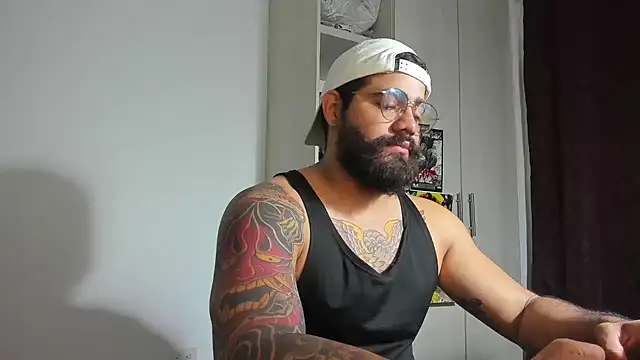 Snapshot of _Coddygold_ chatting on April 2026 11:59:01 AM Coddygold online show from April 2026 11:59:01 AM