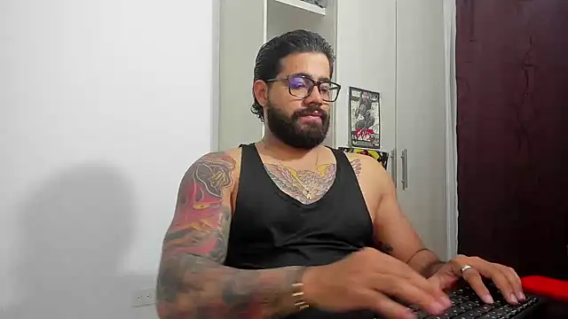 Snapshot of _Coddygold_ chatting on July 2026 10:42:02 AM Coddygold online show from July 2026 10:42:02 AM
