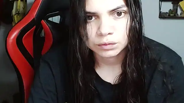 Snapshot of Nikkykora15 chatting on January 2025 12:28:01 AM Nikkykora15 online show from January 2025 12:28:01 AM