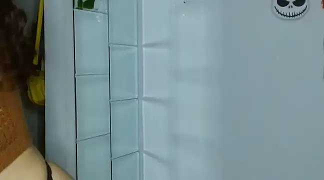 Snapshot of Nikkykora15 chatting on January 2025 03:55:01 AM Nikkykora15 online show from January 2025 03:55:01 AM