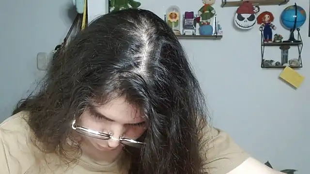 Snapshot of Nikkykora15 chatting on February 2025 02:14:01 AM Nikkykora15 online show from February 2025 02:14:01 AM