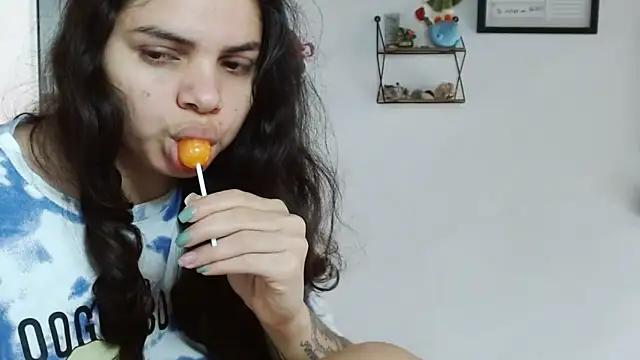 Snapshot of Nikkykora15 chatting on November 2025 07:49:02 PM Nikkykora15 online show from November 2025 07:49:02 PM