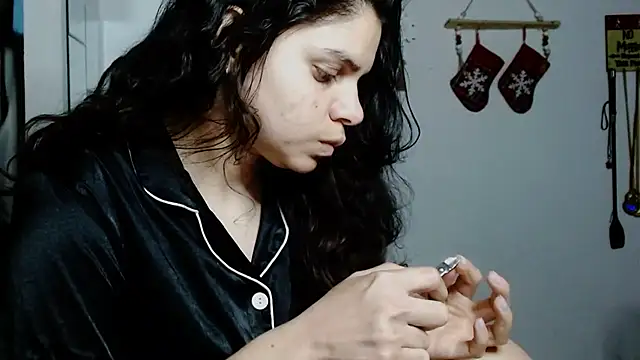 Snapshot of Nikkykora15 chatting on November 2025 01:40:01 AM Nikkykora15 online show from November 2025 01:40:01 AM