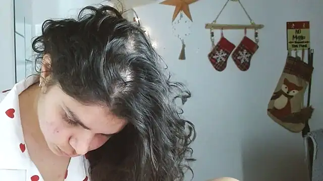 Snapshot of Nikkykora15 chatting on November 2025 01:31:01 AM Nikkykora15 online show from November 2025 01:31:01 AM