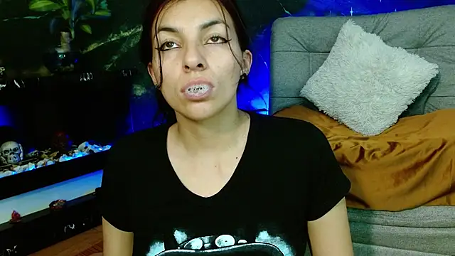 Snapshot of julieth_sex1 chatting on July 2026 09:48:02 AM julieth sex1 online show from July 2026 09:48:02 AM