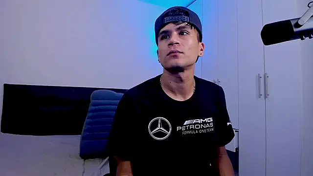 Eiden allenx online show from February 2025 04:25:02 AM