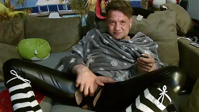 Snapshot of druckfug chatting on April 2026 02:49:02 AM druckfug online show from April 2026 02:49:02 AM