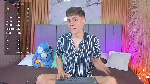 Snapshot of DustinLevine chatting on March 2026 12:31:01 PM DustinLevine online show from March 2026 12:31:01 PM