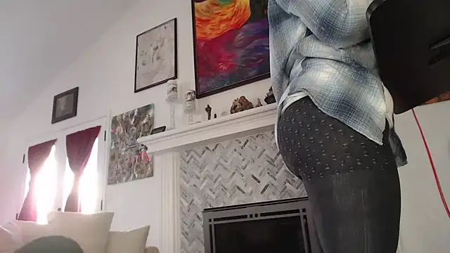 AuroraWillows online show from February 2025 03:19:02 PM