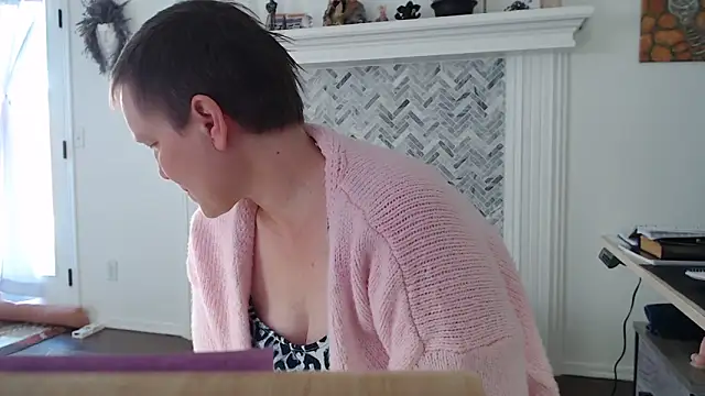 AuroraWillows online show from February 2026 06:30:01 PM