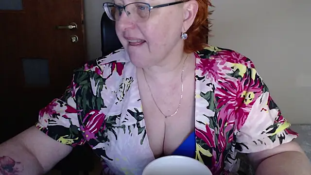 JoannaAndNeighbour online show from March 2025 10:17:01 AM