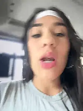   IRIS   online show from February 2025 08:38:02 PM