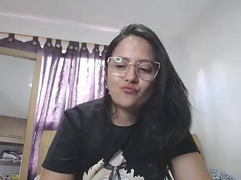 Jandylovee online show from April 2026 08:13:02 PM