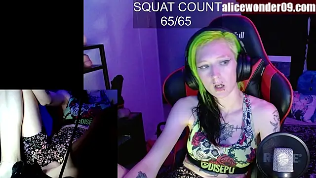 Snapshot of alicewonder09 chatting on October 2025 04:53:02 AM alicewonder09 online show from October 2025 04:53:02 AM