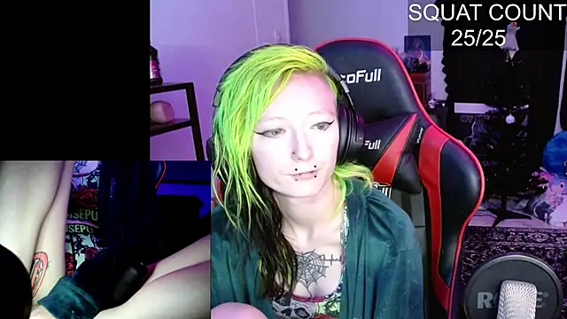 Snapshot of alicewonder09 chatting on November 2025 05:51:02 AM alicewonder09 online show from November 2025 05:51:02 AM