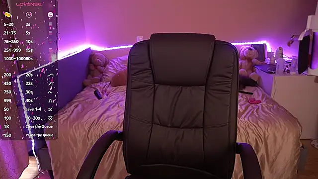 Snapshot of AmandaFiree chatting on February 2025 10:03:02 AM AmandaFiree online show from February 2025 10:03:02 AM