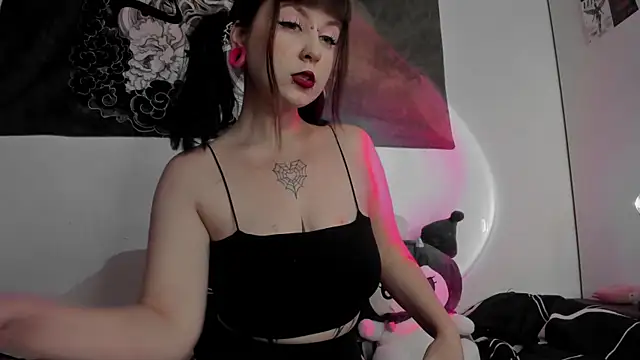 t0riayun0 online show from January 2025 11:18:02 PM