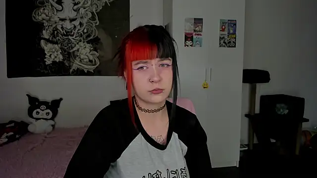 t0riayun0 online show from February 2025 11:35:01 PM