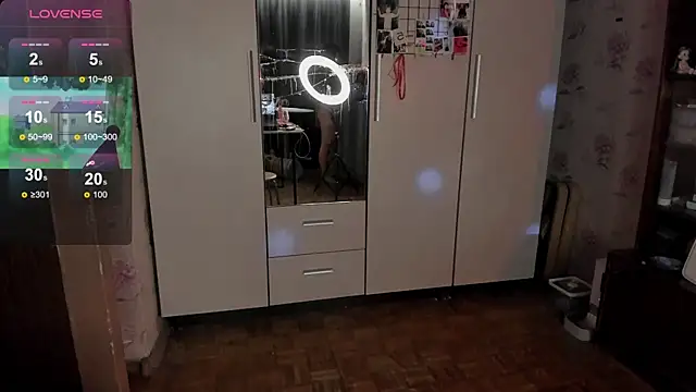 t0riayun0 online show from November 2025 12:57:01 AM