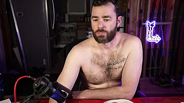 Snapshot of Fastflogger1 chatting on January 2025 03:22:02 AM Fastflogger1 online show from January 2025 03:22:02 AM