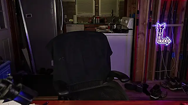 Snapshot of Fastflogger1 chatting on January 2025 06:24:01 AM Fastflogger1 online show from January 2025 06:24:01 AM