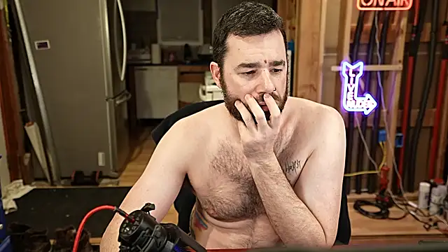 Snapshot of Fastflogger1 chatting on February 2025 03:35:02 AM Fastflogger1 online show from February 2025 03:35:02 AM