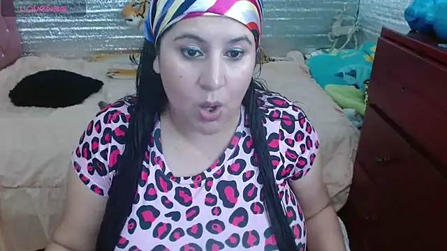 EMILY-NESSA online show from March 2025 04:34:02 PM