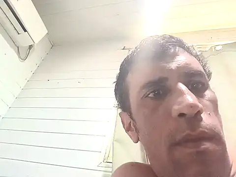 Snapshot of Hotcasados69 chatting on April 2026 11:15:01 AM Hotcasados69 online show from April 2026 11:15:01 AM